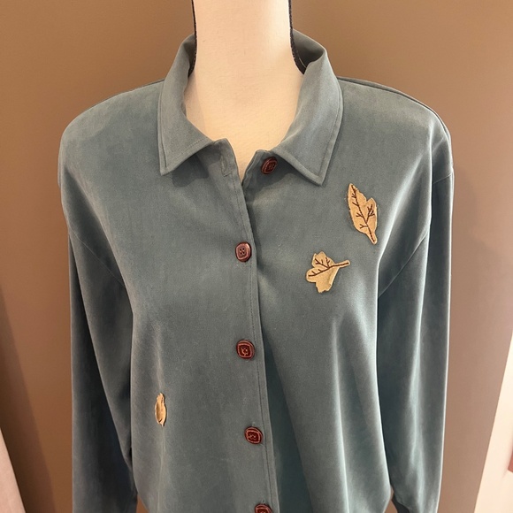Teddi Women's Long Sleeve Green Button Up Appliqué Embroidered Top, Size Large - Picture 2 of 12